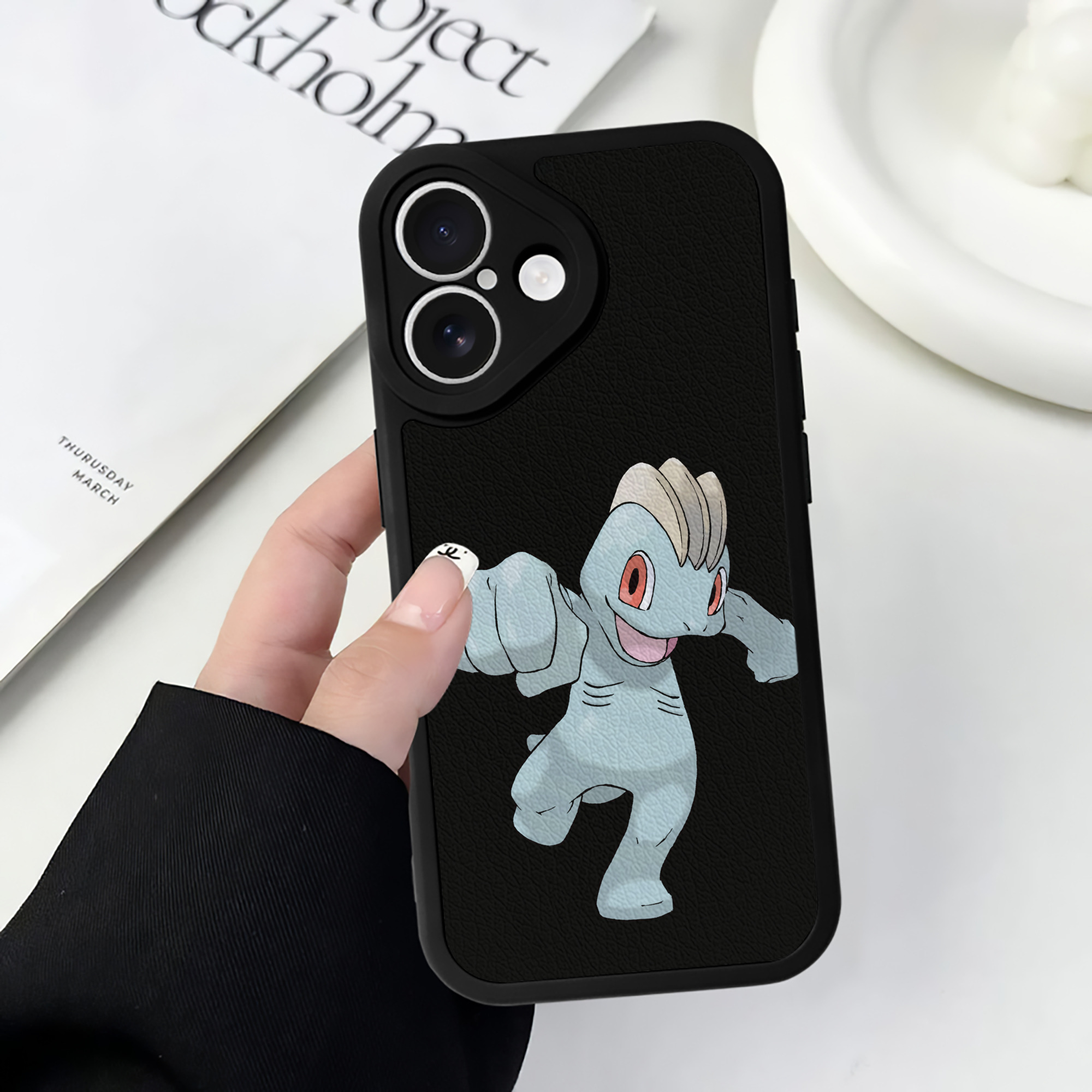 （画像用） ポケットモンスター Pokémon 【iPhone 16シリーズ対応】シリコンスマホケース（レザー調） 材質：シリコン